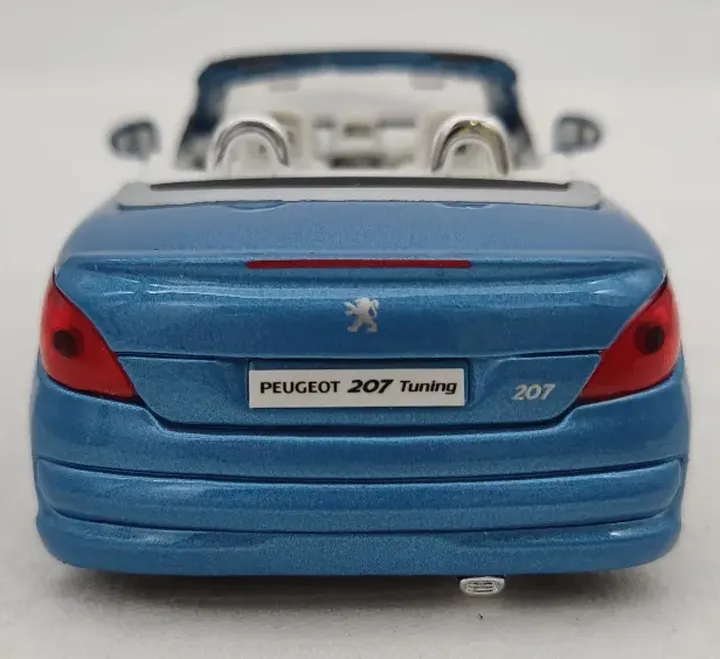 Burago - Peugeot 207 cc - Modellauto 1:32 - Bild 4