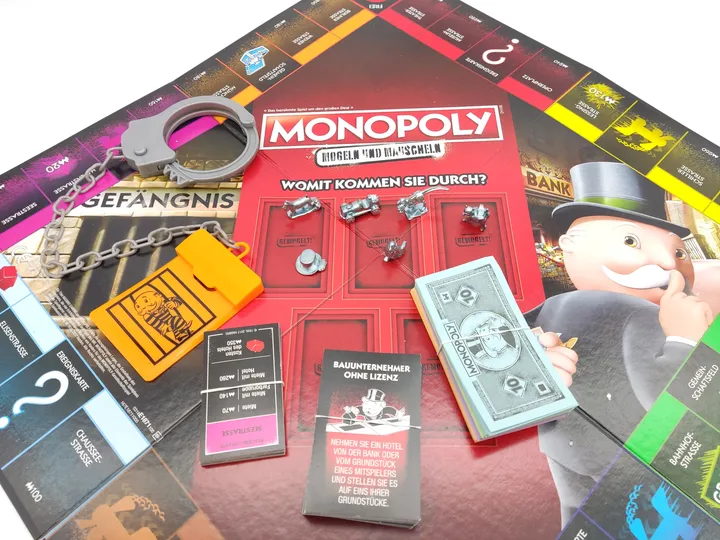 Monopoly Mogeln und Mauscheln - Gesellschaftsspiel, Hasbro  - Bild 3