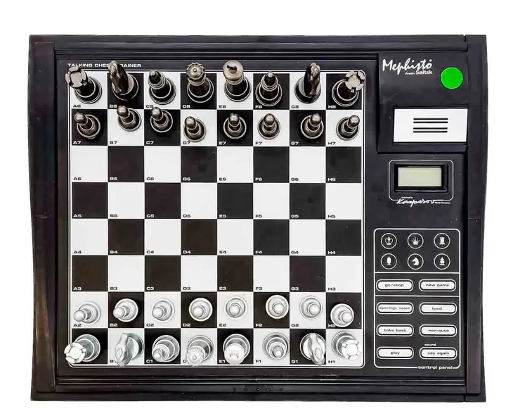 Spiel Schach Saitek Mephisto sprechender Schachtrainer Kasparov mit Beschreibung / Schachcomputer - Bild 1