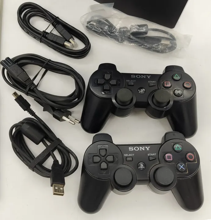 Sony Playstation 3 mit HDMI Kabel + 2 Controller + 2 Spiele - Bild 3