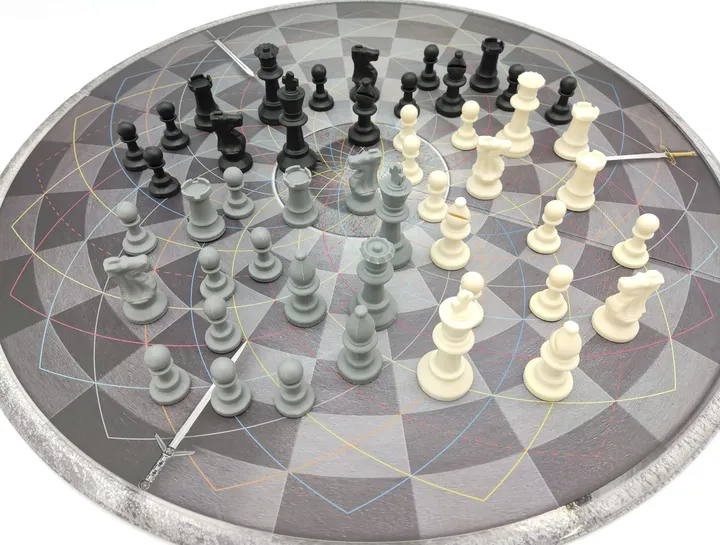 Chess for Three - Gesellschaftsspiel, mikamax  - Bild 2