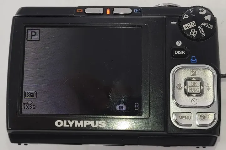 Olympus X-840 Digitalkamera 8.0 Megapixel 5x Optical Zoom - Bild 2