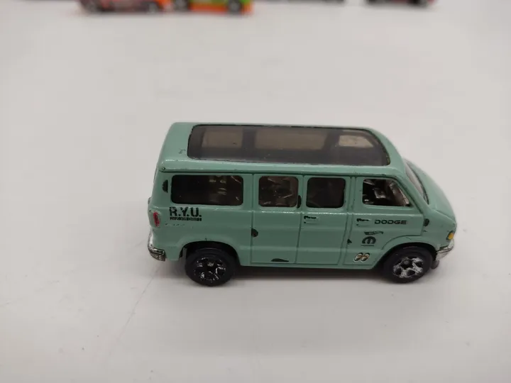  Mattel Hot Wheels Spielzeugauto Konvolut 11 Stück - Bild 10