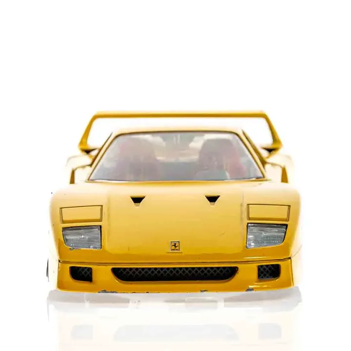 Burago Modellauto Ferrari F40 Gelb 1987 Scala 1/24 - Bild 3