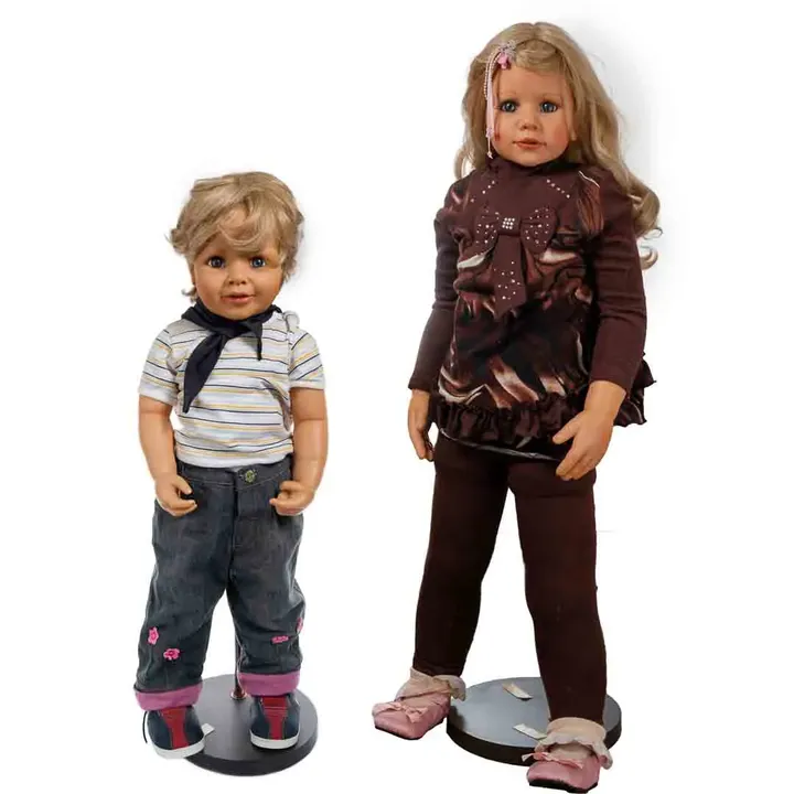 2 Große Künstlerpuppen – Mädchen & Bub – ca. 100 cm & 80 cm – Ideal als Auslagenpuppen für Kinderbekleidung - Bild 1