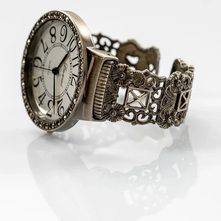 Lecornad Armbanduhr Damen Vintage-Mittelalter-Style - Bild 3