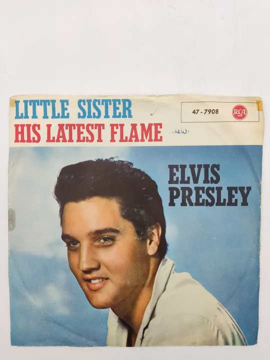 Elvis Presley 