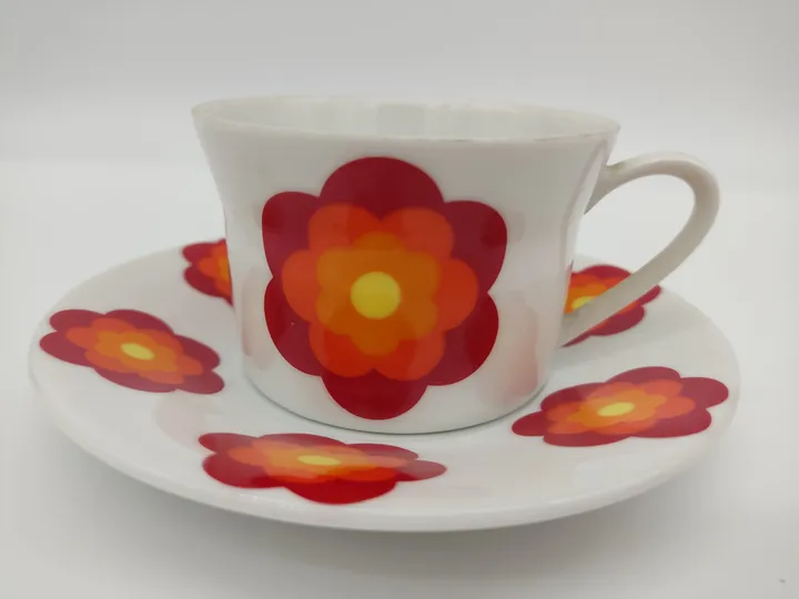 Scherzer Bavaria: Deutsch China Kaffeetassen Set. 1960er Jahre Pop Blumenmuster in Orange und rot - Bild 2