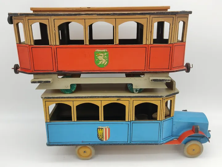Vintage Holzbus und Straßenbahn per Hand gefertigt  - Bild 2