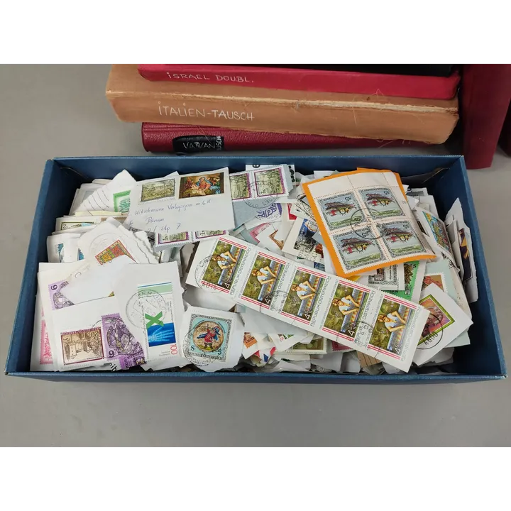 Diverse Briefmarkensammlungen - Österreich und international - Bild 2