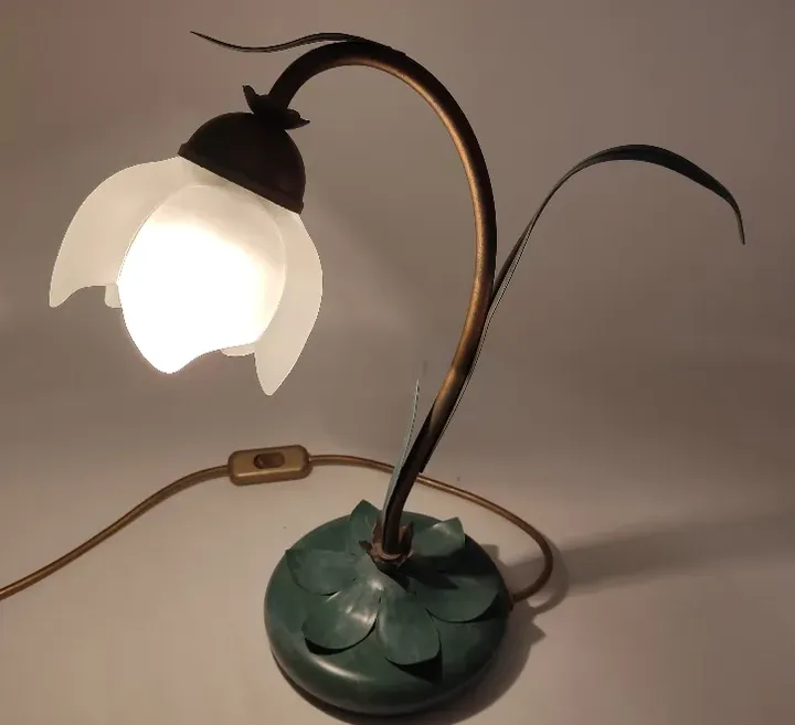 Tischlampe Retro Blumenform Metall mit Glas Lampenschirm - Bild 5