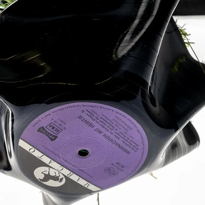 Schale aus einer echten Vinylschallplatte Modell 
