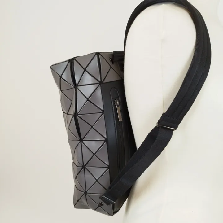 Issey Miyake BAOBAO Rucksack Grau - Bild 2