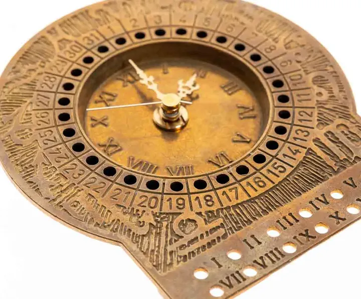 Berendsohn Massive Vintage Messing Tischuhr , Sternzeichen Astrologie - Bild 3