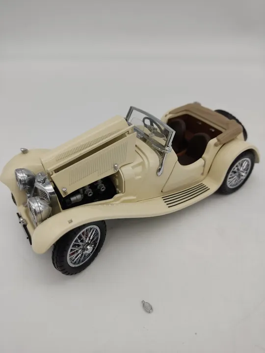 Franklin Mint  1938 Jaguar SS-100 1:24 Modellauto - Bild 6