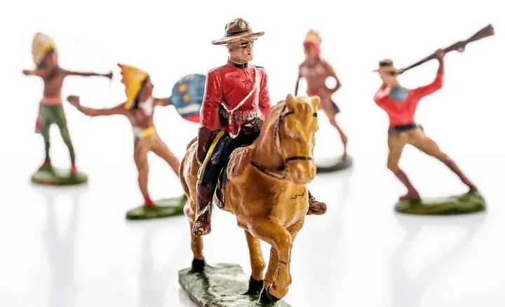 Tipple Topple Austria Kanadischer Mountie mit Pferd 50er Jahre - Bild 1