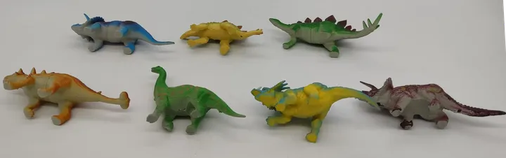 Dinosaurier Figuren 4 Beiner Konvolut 7 Stück  - Bild 5