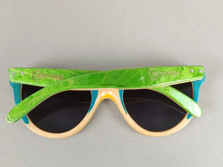 SK8RINGS - Sonnebrille aus recycelten Skateboards - Bild 3