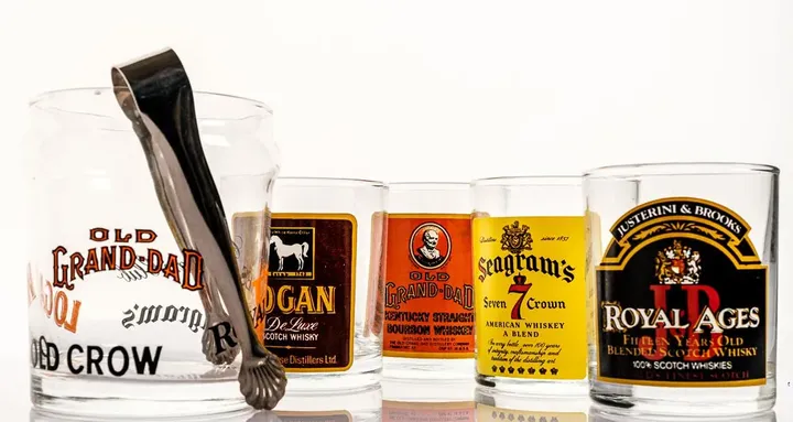 Whisky Set mit 4 Gläser, Eiswürfelglas und Zange - Bild 1
