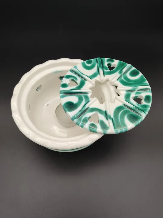 Gmundner Keramik Teelichthalter mit Herzmuster grüngeflammt - Bild 3