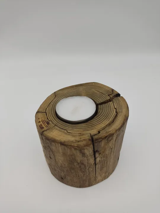 Teelichthalter aus hochwertigem Holz - Upcycling Design - Bild 3