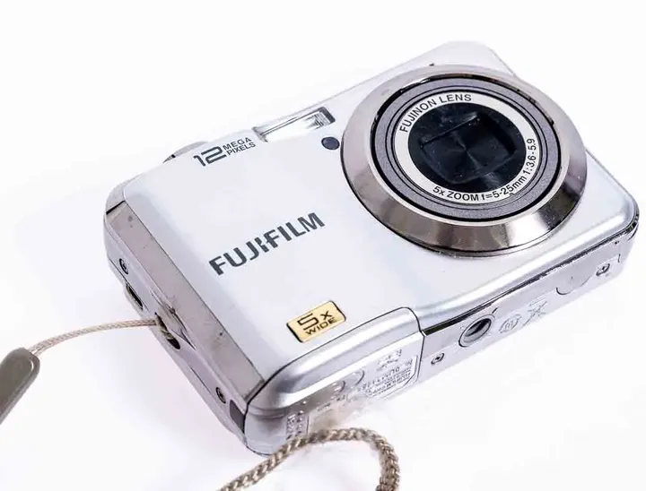 Kamera Fujifilm Finepix AX-200 mit 12 Megapixel - Bild 3