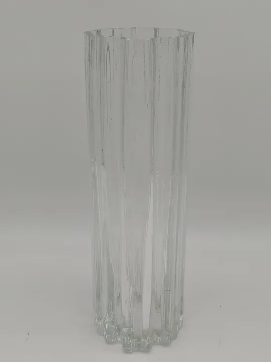 Asymetrische Glas-Vase mit Rippenstruktur - Höhe 32cm - Bild 3