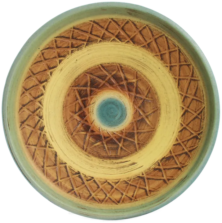 Handbemalter Keramikteller mit geometrisches Reliefmuster – rustikale Wand- oder Tischdeko  - Bild 1
