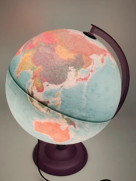 Globus aus Kunsstoff - Bild 6
