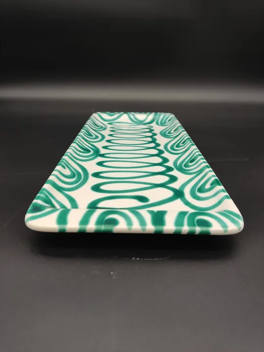 Gmundner Keramik Servierplatte eckig grüngeflammt - Bild 1