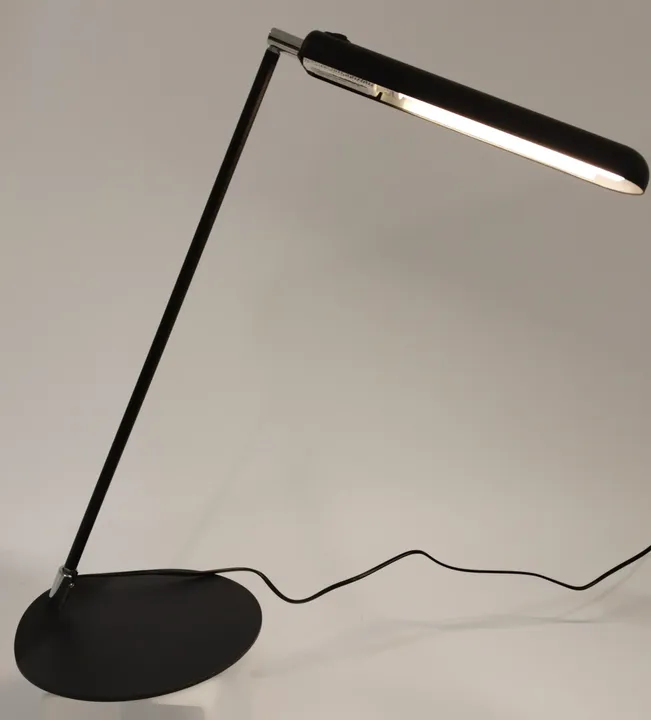 Neuwertige Stehlampe für modernes Wohnen - Ideal für jedes Zimmer, warmes Licht  - Bild 2