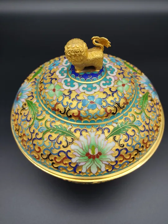 Chinesische Cloisonné Deckeldose aus Emaille - Bild 9