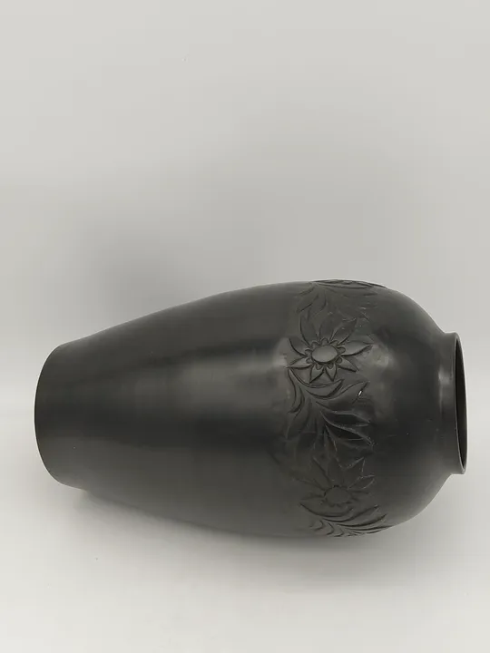 Schwarze Vintage Vase aus Ton  - Bild 3