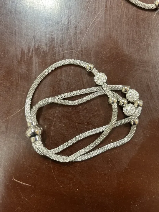 Halskette und Armband mit Magnetverschluss - Bild 3
