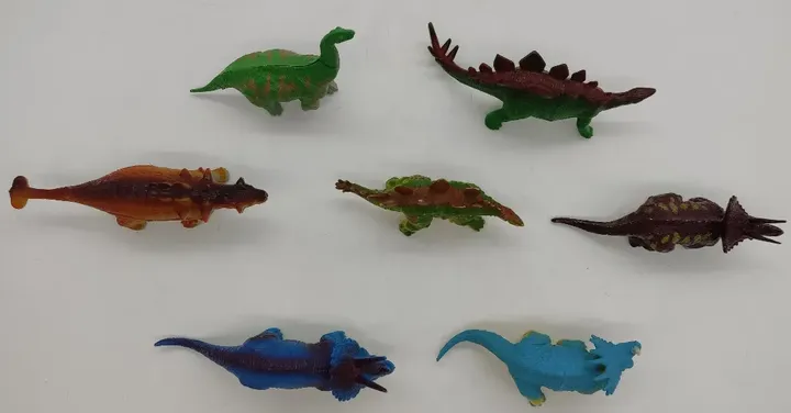 Dinosaurier Figuren 4 Beiner Konvolut 7 Stück  - Bild 3