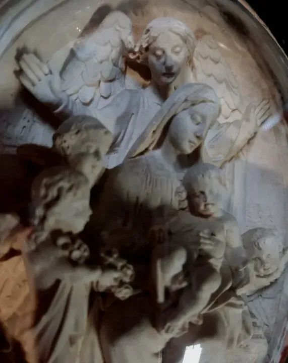 Antikes Heiligenrelief - Maria mit Kind und Engel - Bild 3