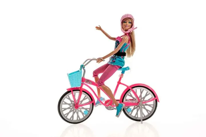 Barbie Puppe mit Fahrrad - Bild 1