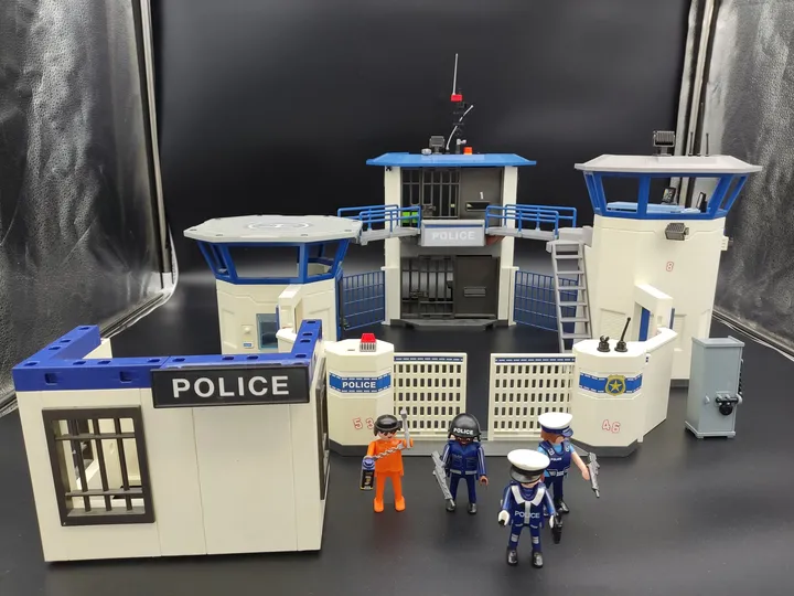 Playmobil Polizei-Kommandozentrale mit Gefängnis 6872 - Bild 2