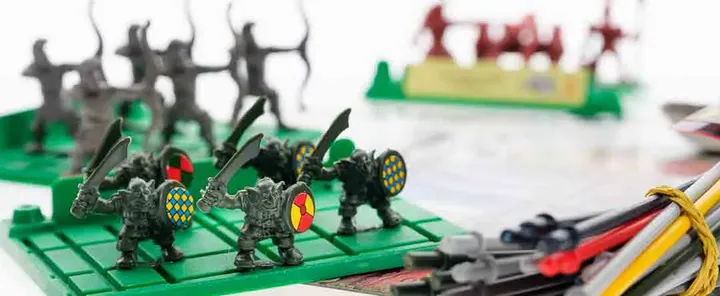Vintage Spiel Die Claymore-Saga Fantasy 