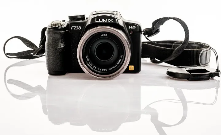 Panasonic Lumix DMC-FZ38 - 12 MegaPixel Digitalkamera - Bild 3