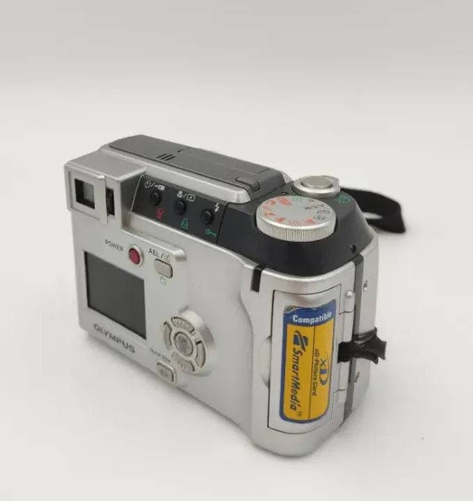 Olympus Vintage Digital Camera C-730 Ultra Zoom - 5,9-59mm, 1:2,8-3.5 - Bild 2