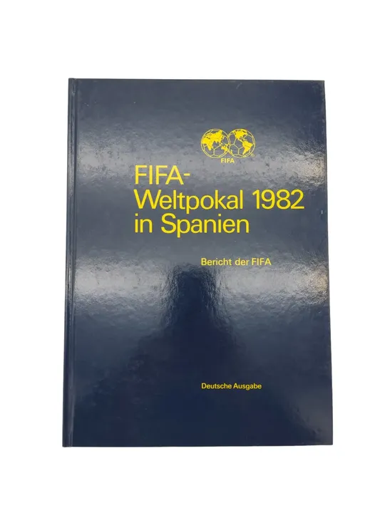 Heinz Marotzke und René Hüssy - FIFA-Weltpokal 1982 in Spanien - Bericht der FIFA - Bild 2