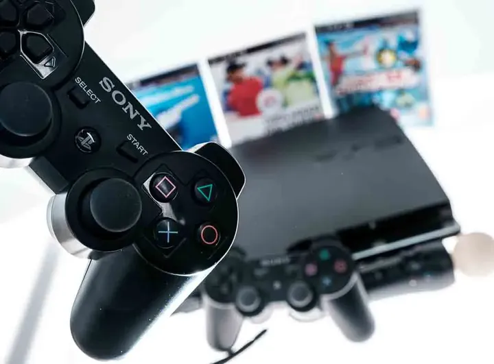 Sony PS3 Chech-2504B Playstation mit div. Zubehör - Bild 1
