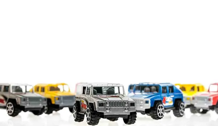 8 Spielzeugautos Jeep - Bild 1