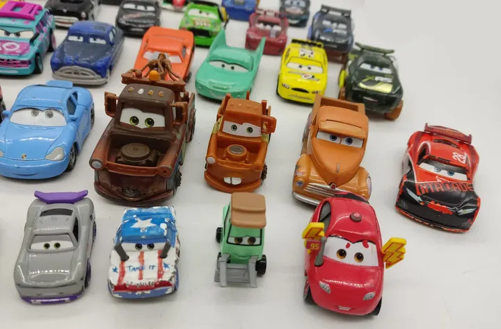  Mattel Disney/Pixar Cars Spielzeugautos 50 Stück - Bild 3