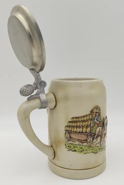 Keramik Bierkrug mit Kutschenmotiv  - Bild 3