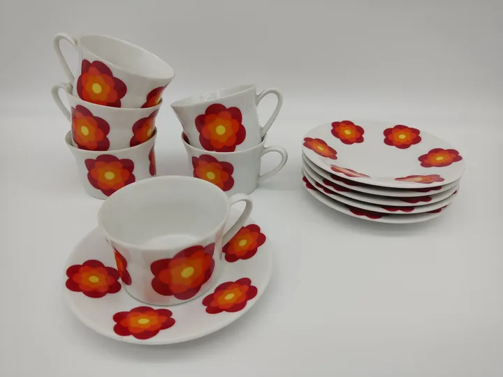 Scherzer Bavaria: Deutsch China Kaffeetassen Set. 1960er Jahre Pop Blumenmuster in Orange und rot - Bild 1