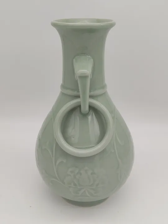 Große dekorative Henkelvase aus China - pastellgrün  - Bild 3