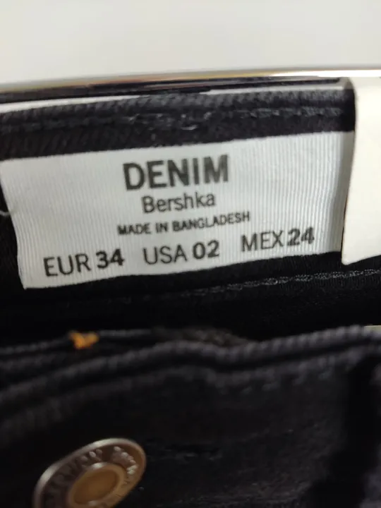 Bershka Damenjeans schwarz – Gr. XS (Neu!) - Bild 7