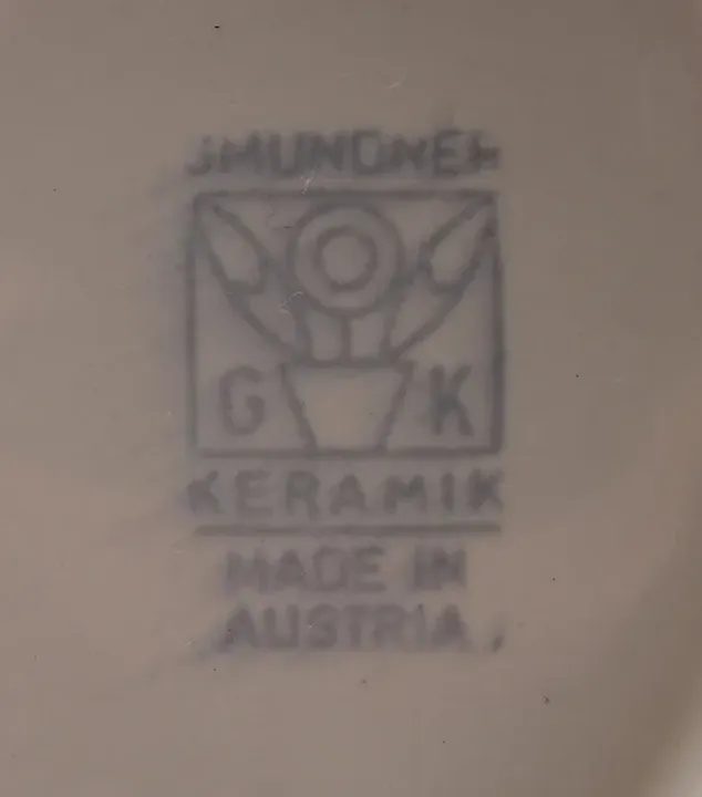 Gmundner Keramik Frühstücksteller – Dekor Grün geflammt – Handgemacht in Österreich - Bild 3
